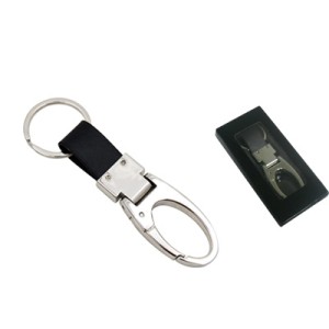 C0012111 CHAVEIRO DETALHE EM NAPA METAL 11CM