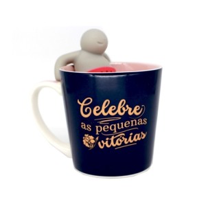 X10024124 CANECA COM INFUSOR CHA CELEBRE 350ML