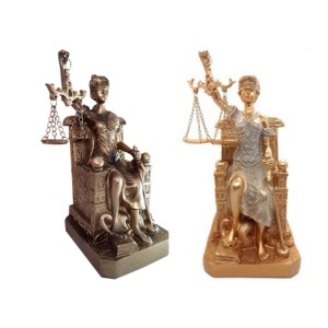 TRES-J08 DAMA DA JUSTICA 20CM