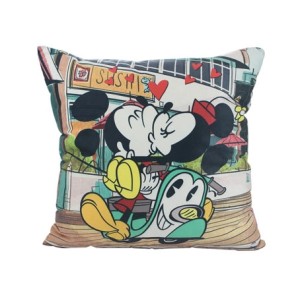 10063073 ALMOFADA FIBRA VELUDO MICKEY E MINNIE CARTOON 40X40CM
