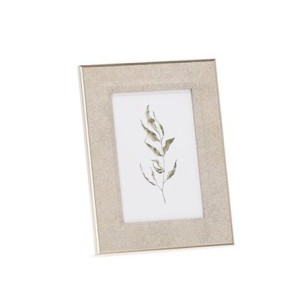 20696 PORTA RETRATO EM POLIESTIRENO E VIDRO 10X15CM