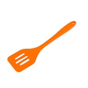 5034 ESPATULA PERFURADA LARANJA SILICONE 29CM